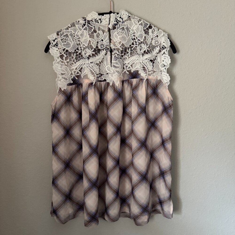 LOFT Medium Sleeveless Plaid Blouse with Lace Yoke Detail, Was $68 - Picture 5 of 5